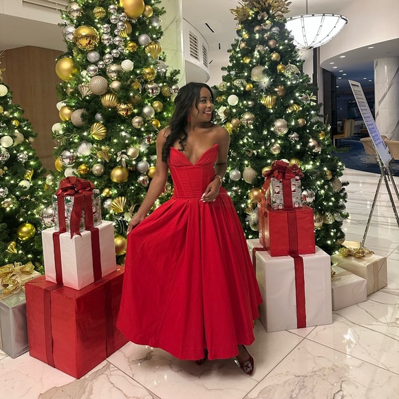 House of CB Red Dress - Picture 4 of 4